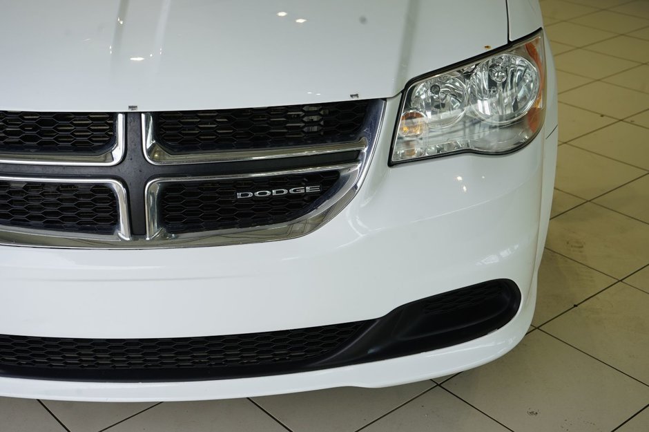 2016 Dodge Grand Caravan SXT-28