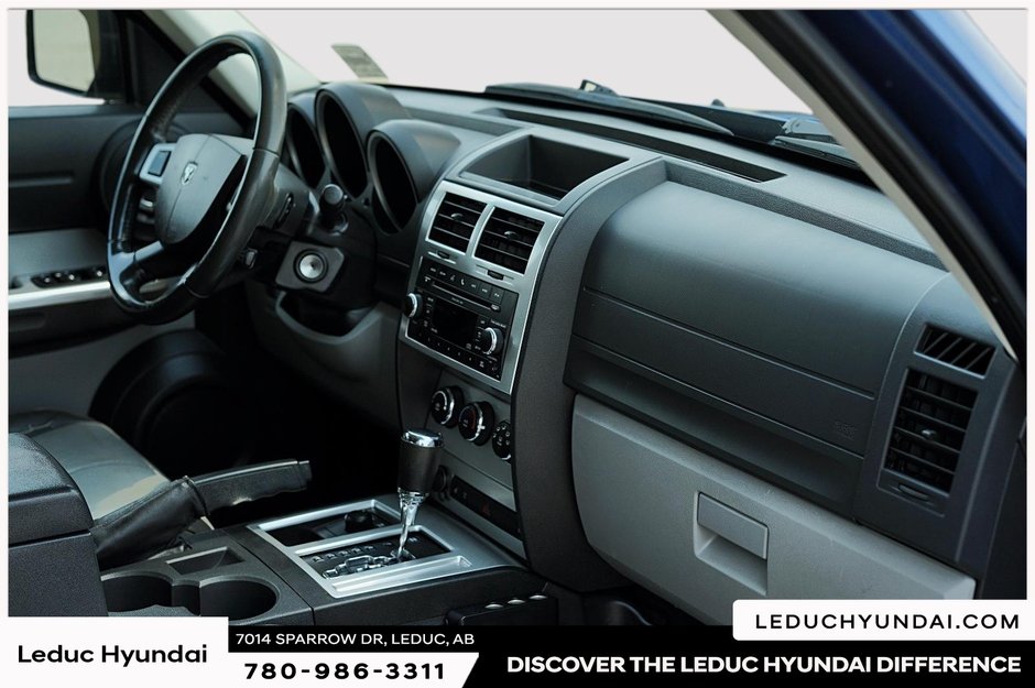 2010 Dodge Nitro SXT-8