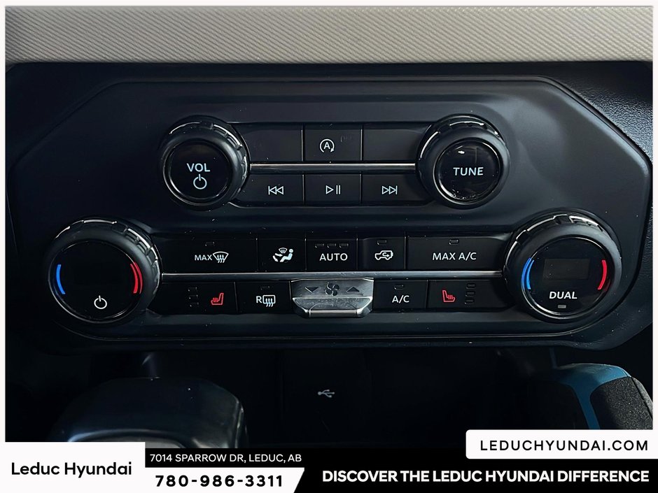 2023 Ford Bronco Wildtrak-24