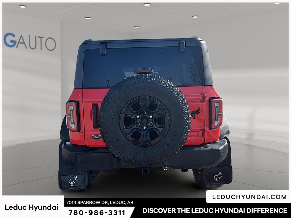 2023 Ford Bronco Wildtrak-2