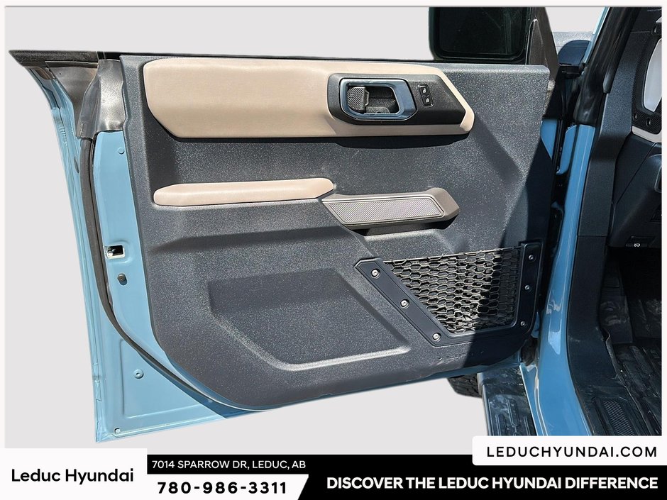 2023 Ford Bronco Wildtrak-12