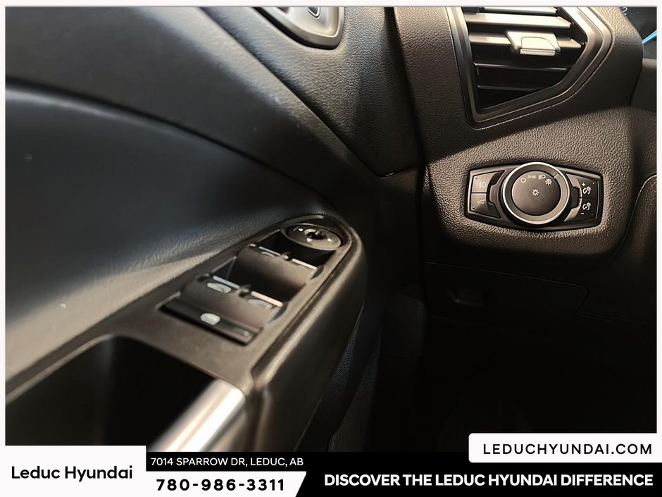 2019 Ford Escape SEL-17