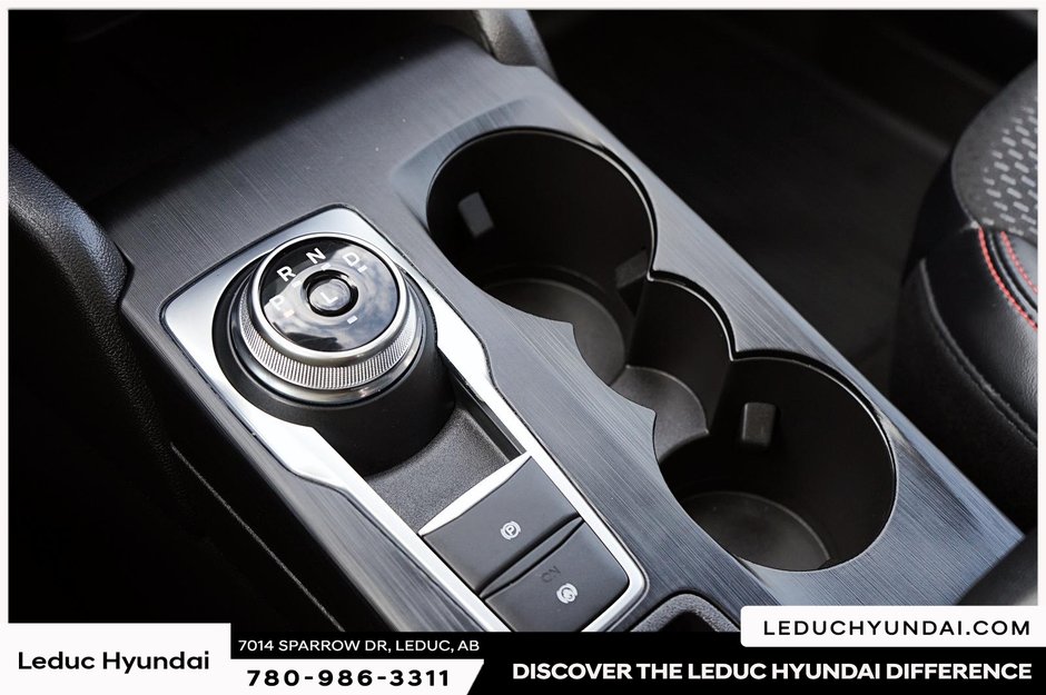 2025 Ford Escape ST-Line Select-14