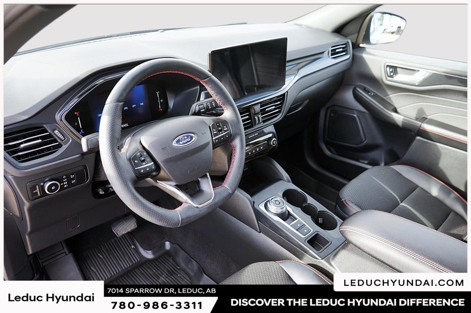 2025 Ford Escape ST-Line Select-11