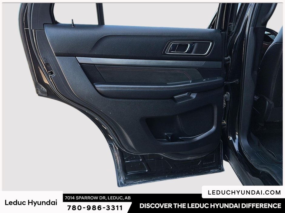 2018 Ford Explorer XLT-13