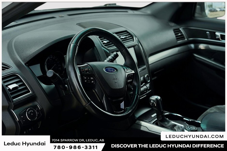2019 Ford Explorer XLT-11