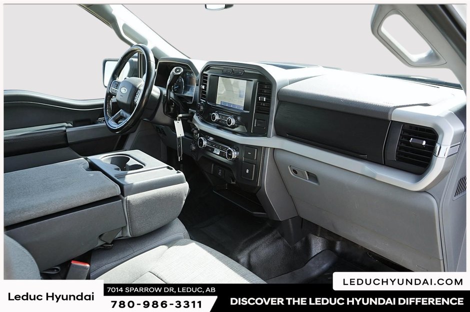 2022 Ford F-150 XLT-8