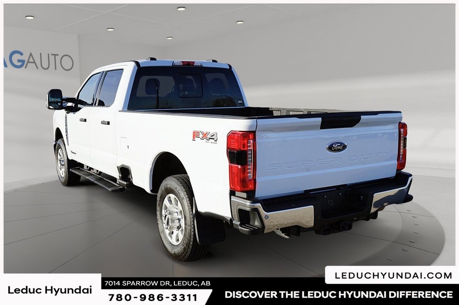 2023 Ford F-350SD XLT-5