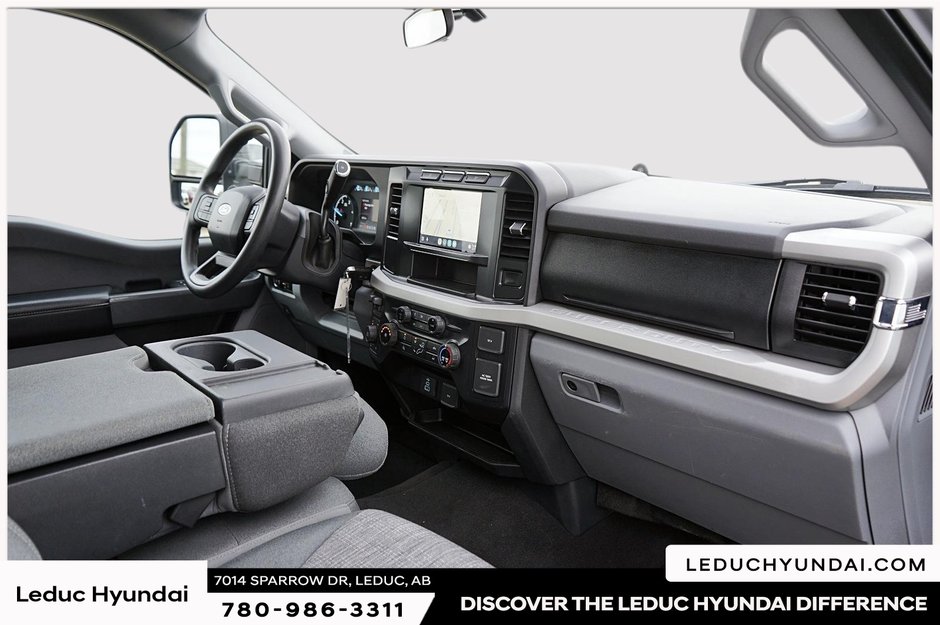 2024 Ford F-350SD XLT-8