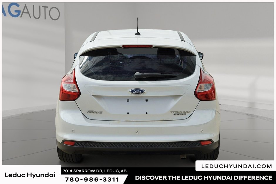 2012 Ford Focus Titanium-2