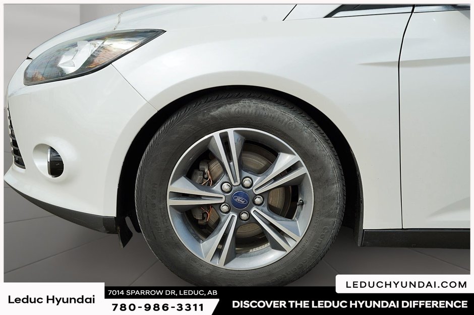 2012 Ford Focus Titanium-7
