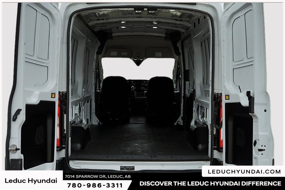 2023 Ford Transit Cargo Van BASE-5