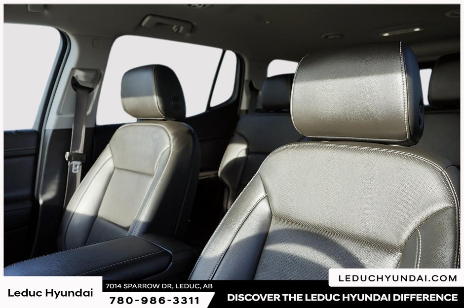 2023 GMC Acadia SLT-11