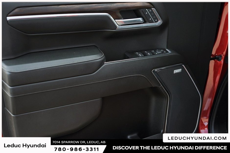2024 GMC Sierra 1500 SLT-11