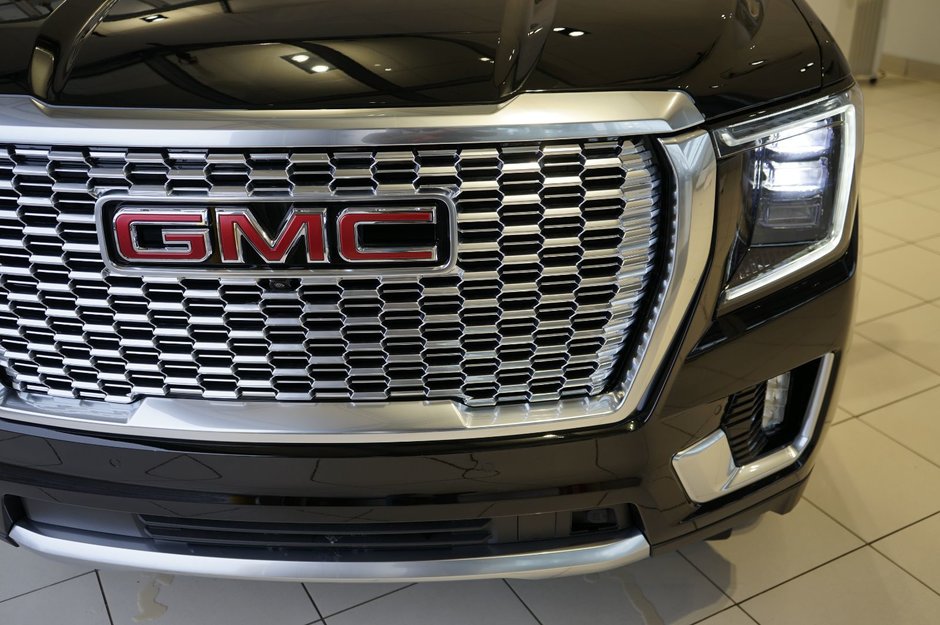 2024 GMC Yukon XL Denali-32