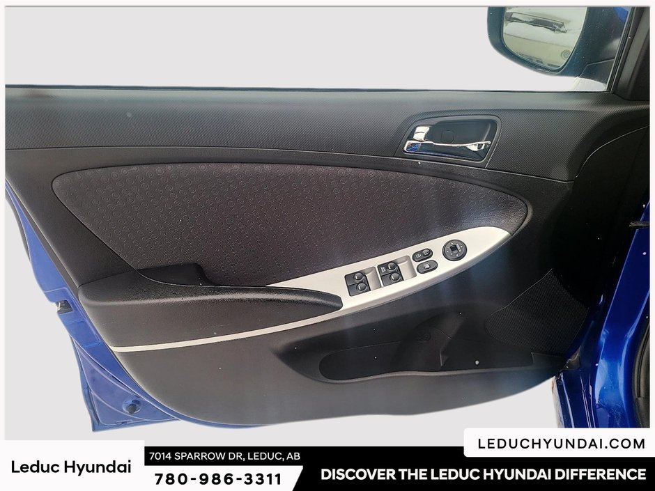 2013 Hyundai Accent GLS-8