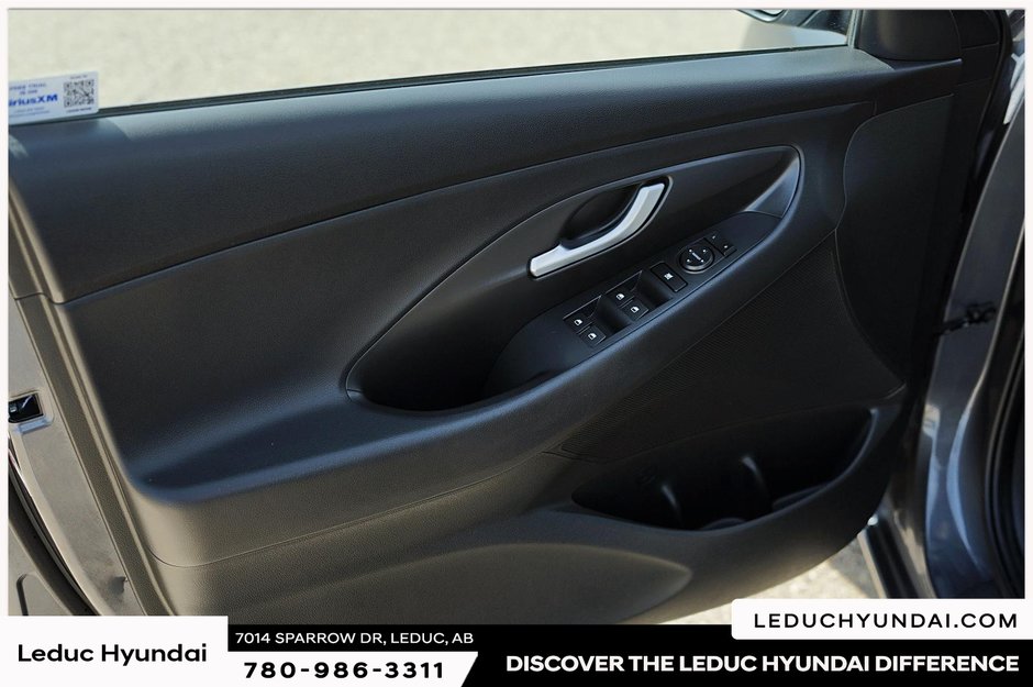 2018 Hyundai Elantra GT GL-11