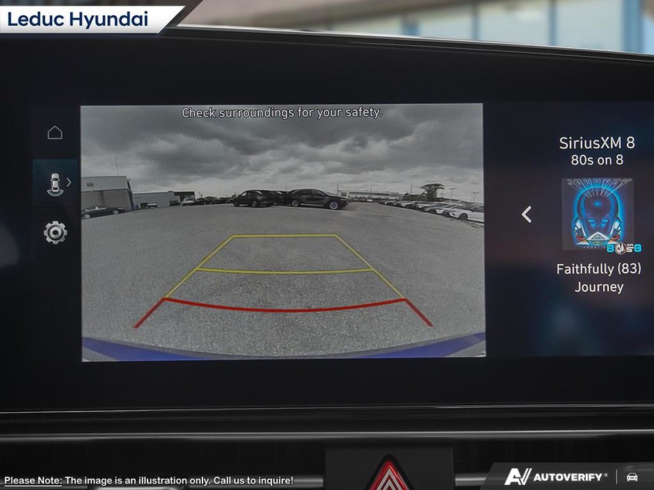 2026 Hyundai Elantra Hybrid Luxury Two-Tone Interior-20