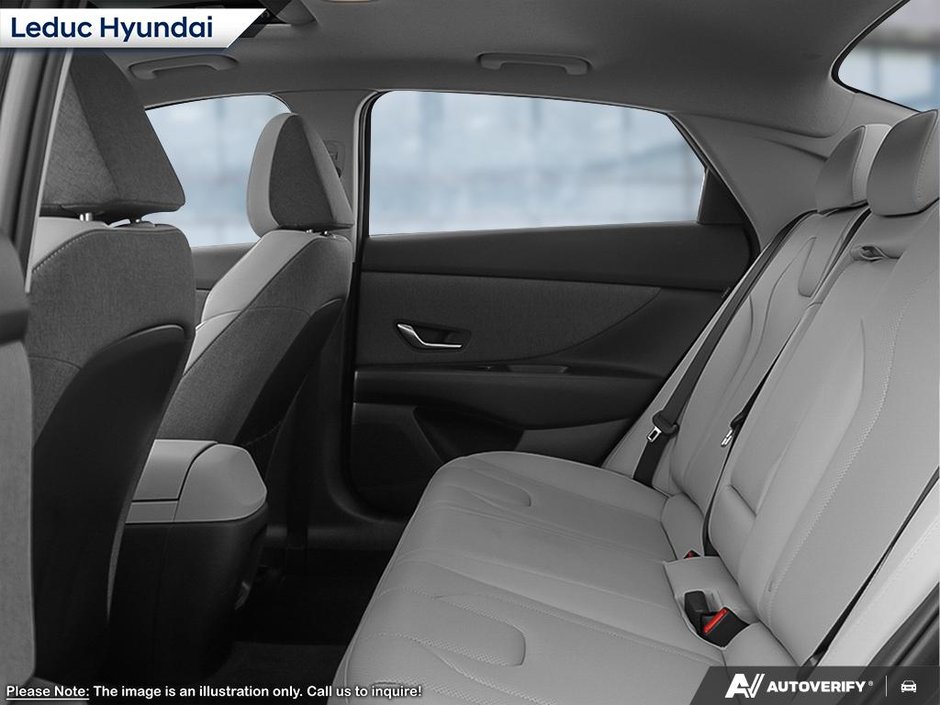 2026 Hyundai Elantra Hybrid Luxury Two-Tone Interior-18