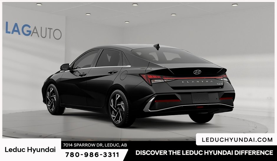 2026 Hyundai Elantra Hybrid Luxury Two-Tone Interior-2