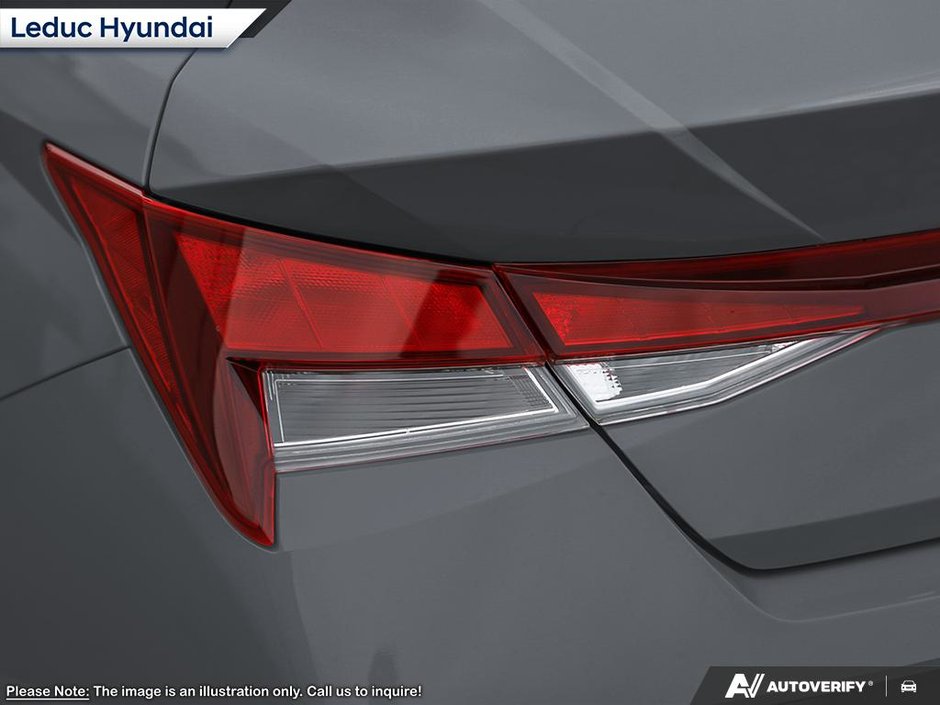 2025 Hyundai Elantra Essential-8