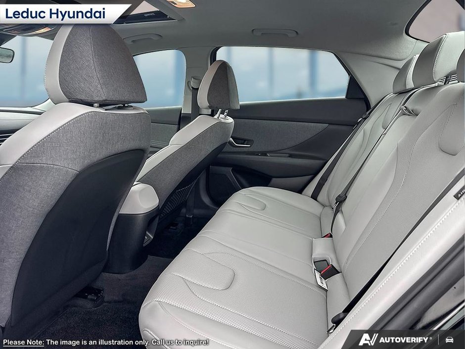 2026 Hyundai Elantra Luxury Two-Tone Interior-18