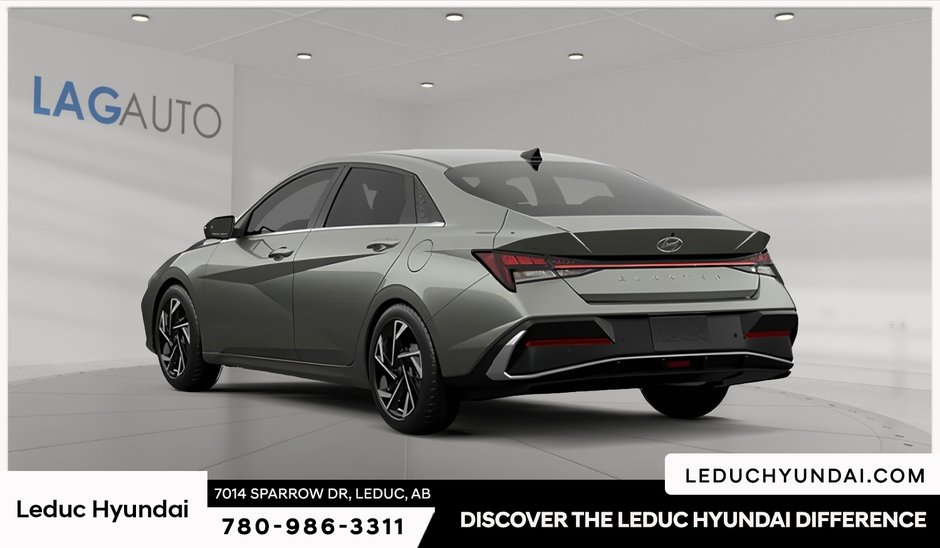 2026 Hyundai Elantra Luxury Two-Tone Interior-2