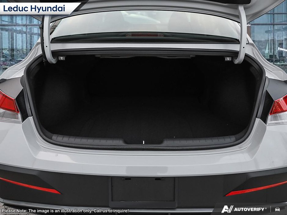 2026 Hyundai Elantra Essential-6