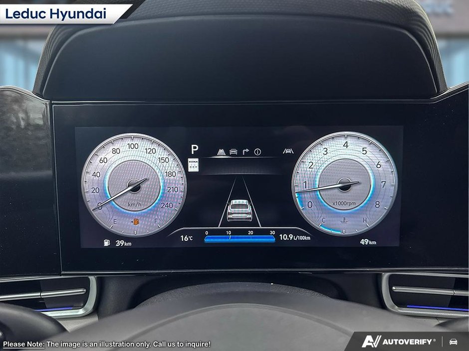 2026 Hyundai Elantra Luxury Two-Tone Interior-12