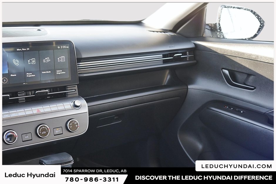 2024 Hyundai Kona 2.0L Essential-13