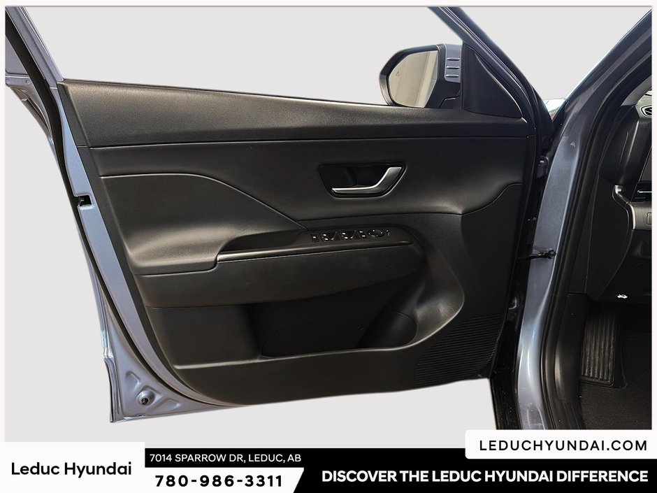 2025 Hyundai Kona 2.0L Preferred-9