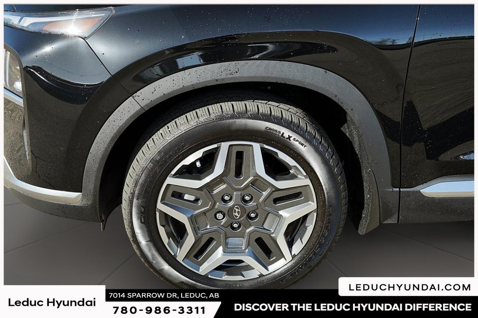 2022 Hyundai Santa Fe Plug-In Hybrid Luxury-8
