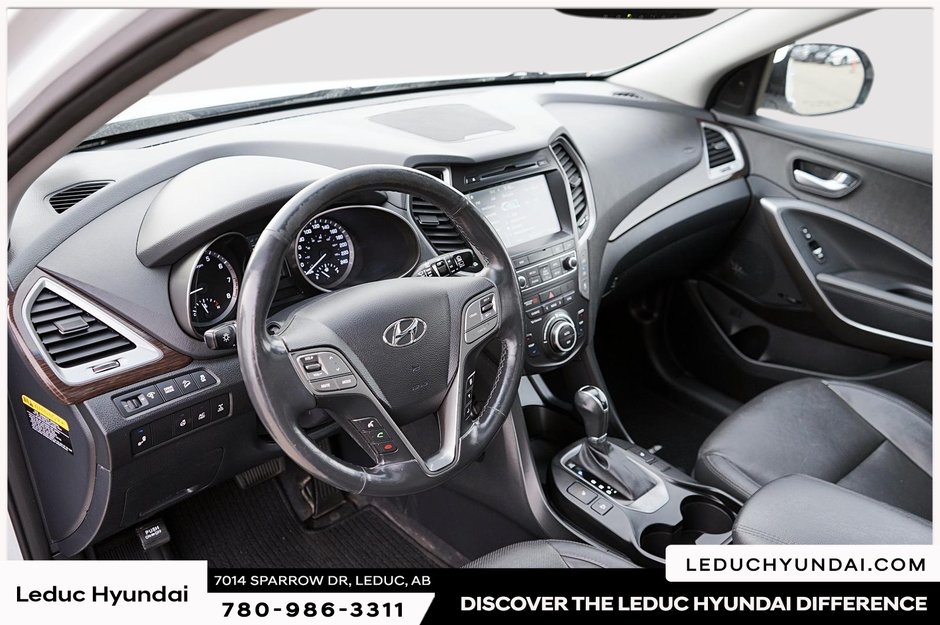 2017 Hyundai Santa Fe XL Luxury-10