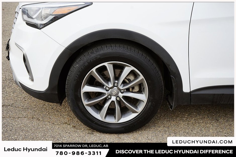 2017 Hyundai Santa Fe XL Luxury-7