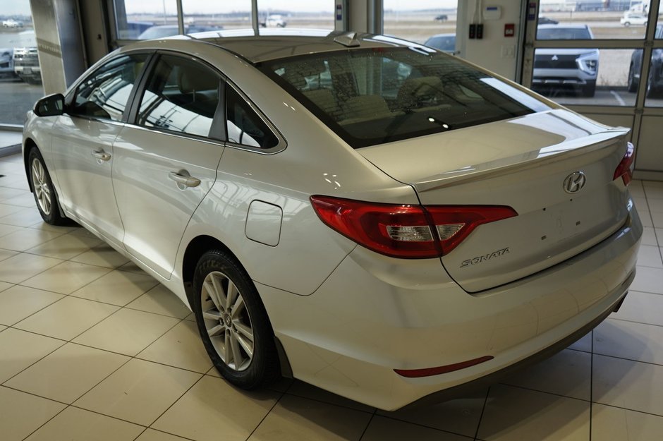 2015 Hyundai Sonata 2.4L GL-3