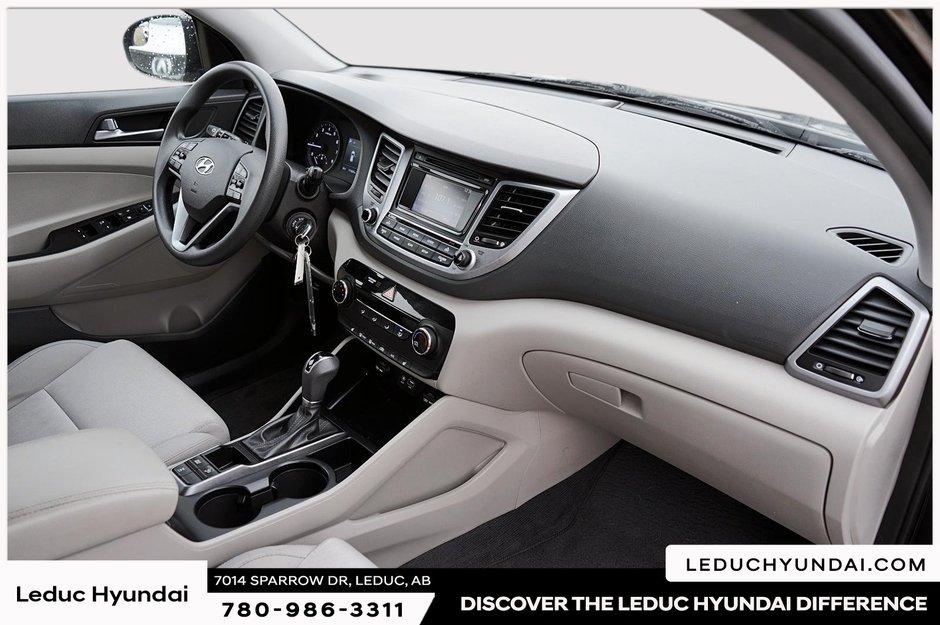 2017 Hyundai Tucson SE-8