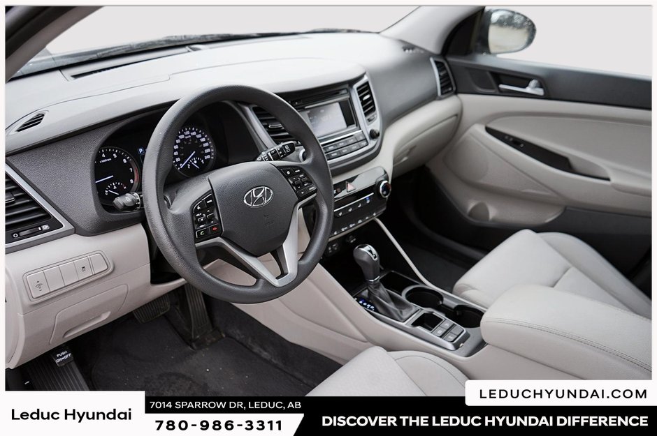 2017 Hyundai Tucson SE-9