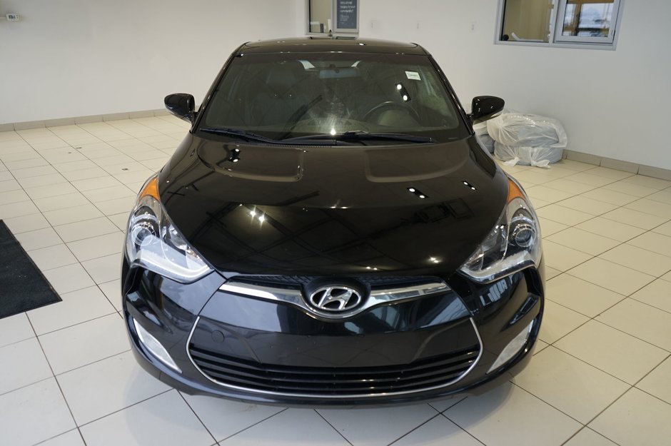 2016 Hyundai Veloster Tech-10