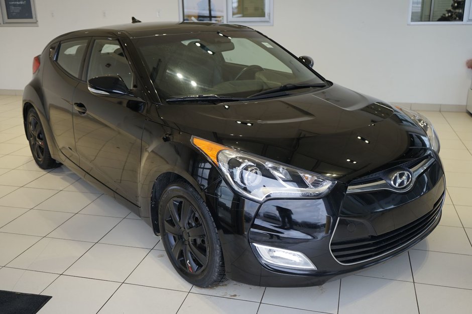 2016 Hyundai Veloster Tech-9