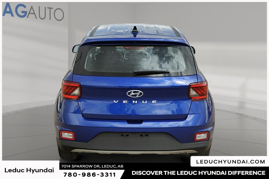 2022 Hyundai Venue Essential-2