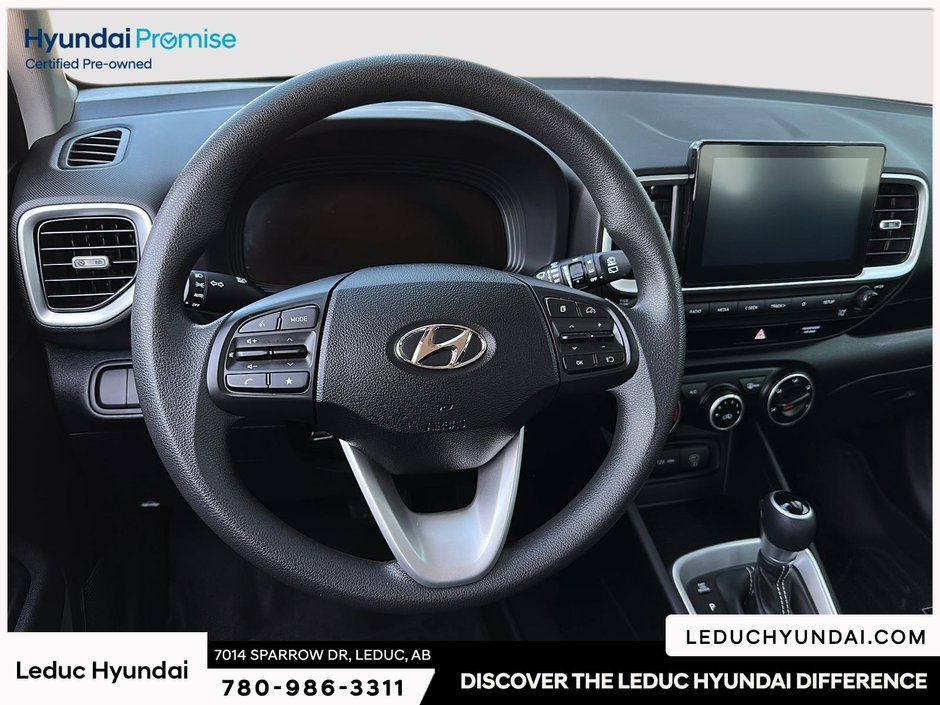 2023 Hyundai Venue Essential-12