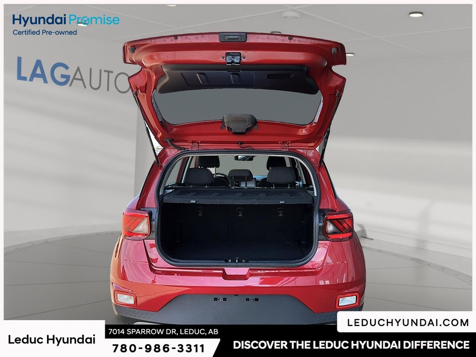 2023 Hyundai Venue Essential-5