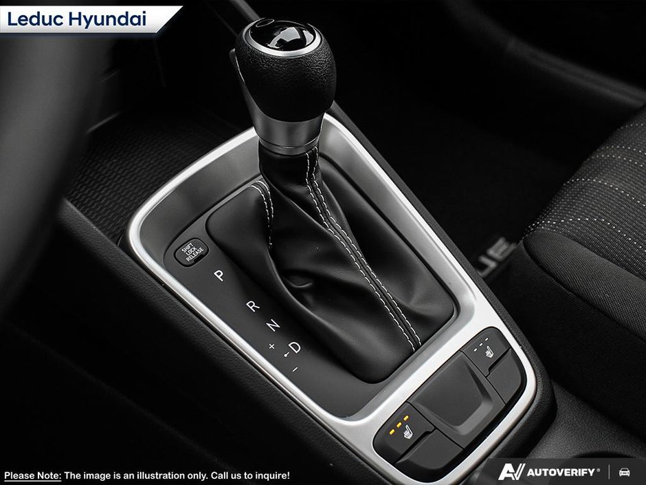 2025 Hyundai Venue Essential-16