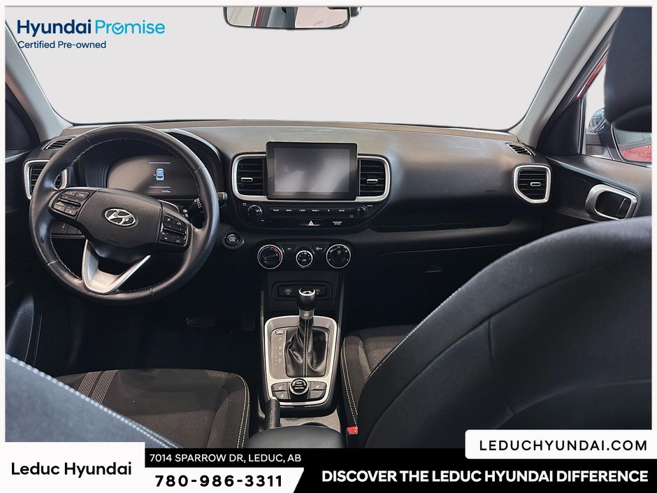 2025 Hyundai Venue Preferred-10