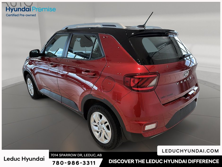 2025 Hyundai Venue Preferred-3