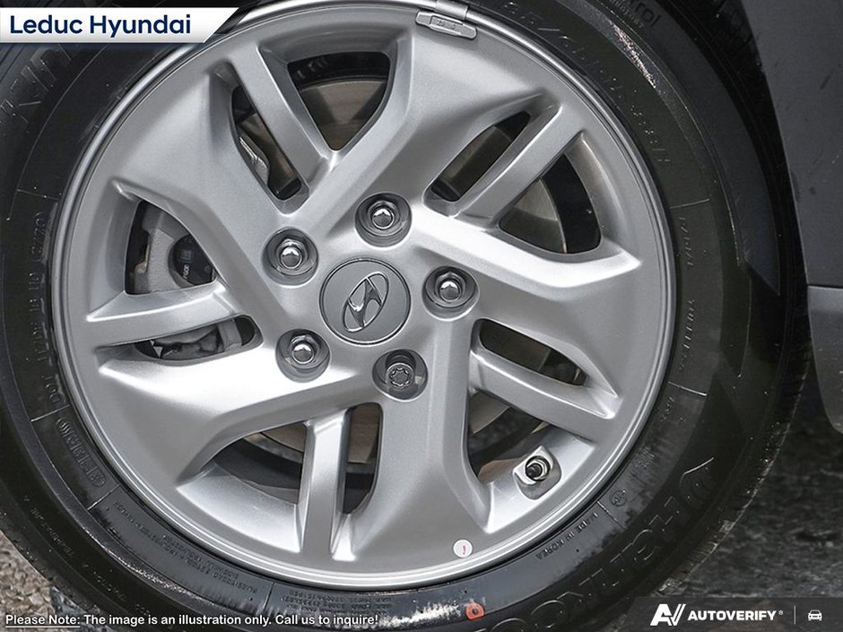 2026 Hyundai Venue Preferred Two-tone-7