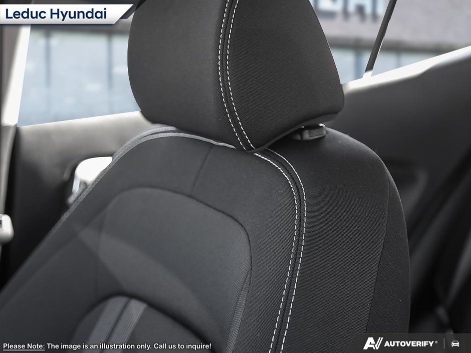 2026 Hyundai Venue Preferred Two-tone-18