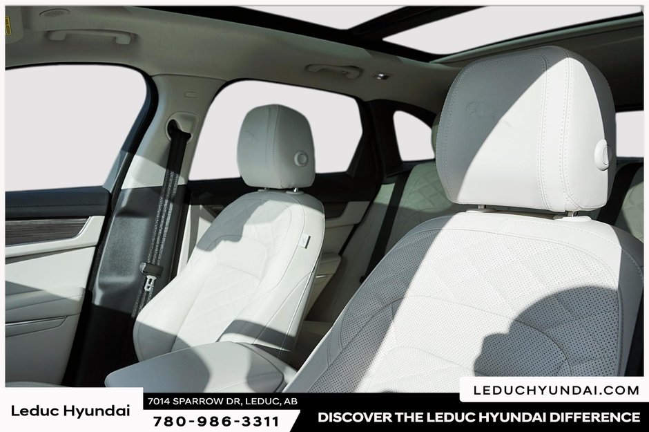 2022 Jaguar F-PACE P250 S-8