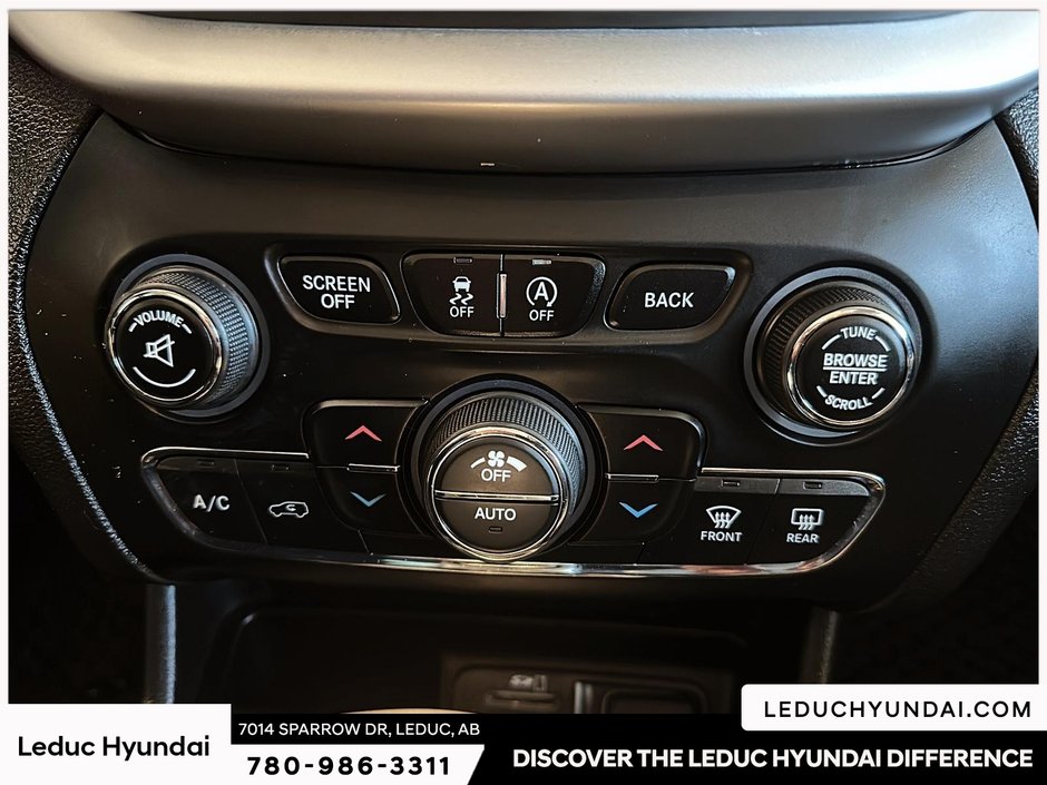 2018 Jeep Cherokee Trailhawk-23