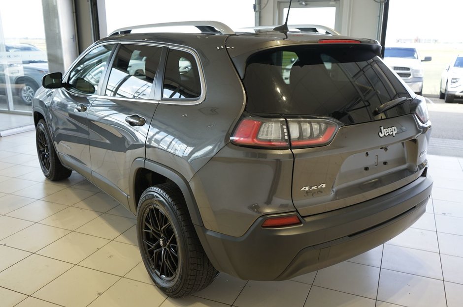 2019 Jeep Cherokee North-2